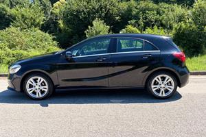 Mercedes-benz A 180 d Premium