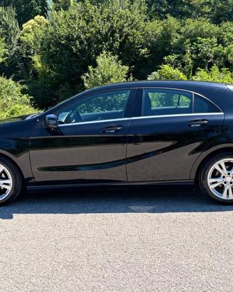 Mercedes-benz A 180 d Premium