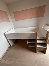 Lettino rialzato per bambini