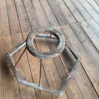 vecchio girello in legno