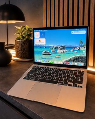 Macbook air m1 256 in garanzia apple mai usato