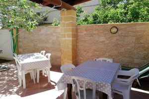 Villa fronte mare-Tonnarella