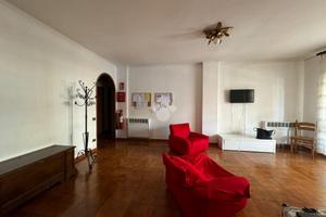 4 LOCALI A COLLEFERRO