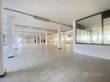 CAPANNONE A ALBANO SANT'ALESSANDRO