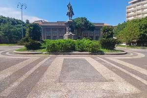 220 mq in palazzo nobiliare piazza roma