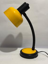 Lampada da tavolo Veneta Lumi vintage anni ’70