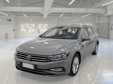 VOLKSWAGEN PASSAT VARIANT 2.0 TDI SCR EVO 90KW BUS