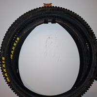 kit gomme maxxis Forekaster 29x2.4