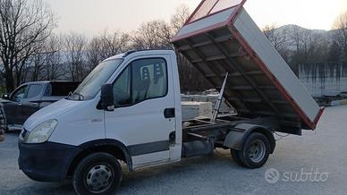 IVECO DAILY 35 C17 3000CC E4