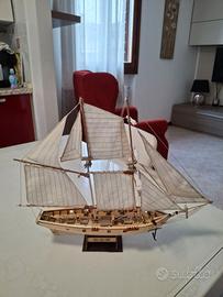 MODELLISMO BARCA IN LEGNO