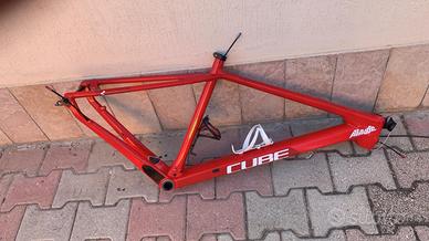Telaio in carconio mtb cube reaction on1 anno 2021