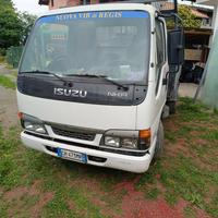 Camion isuzu