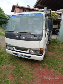 Camion isuzu