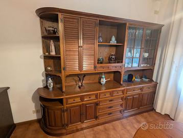 Soggiorno stile old america in legno