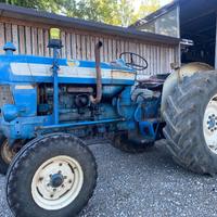 Trattore ford 5000