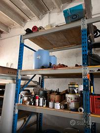 Scaffalura certificata.