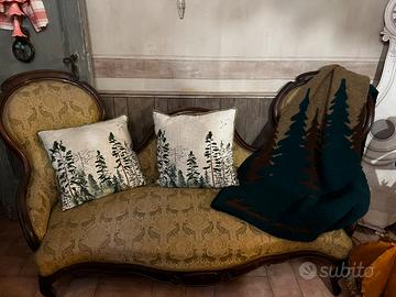 Antico divano del ‘700