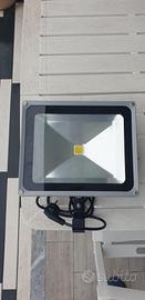faretti a led 220v 50w/500 5000k lunare