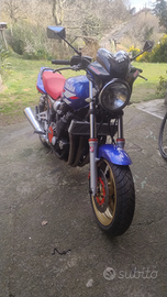 Yamaha xjr 1300 SP. Anno 2000