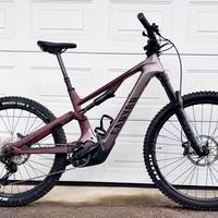 Canyon Spectral ON tg M bat 900Wh CARBONIO Garanzi