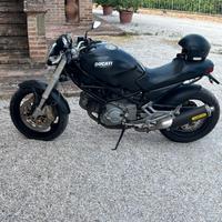 Ducati Monster 600 dark