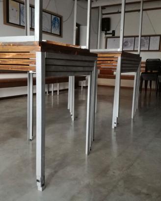 11 TAVOLI LEGNO IMPILABILI + 45 SEDIE IMPILABILI