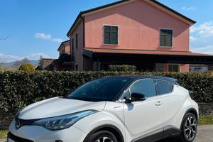 Totota C-HR motore 2.0 Hybrid, allestimento Trend