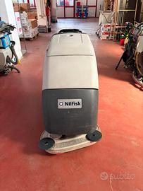 Nilfisk BA 651 lavasciuga professionale
