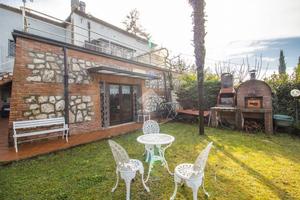 PORZIONE DI BIFAMILIARE A CITTADUCALE