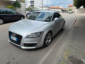AUDI TT AUTOMATICA