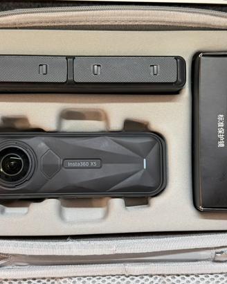 Insta360 X5