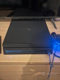 Ps4 Pro 1 TB + giochi