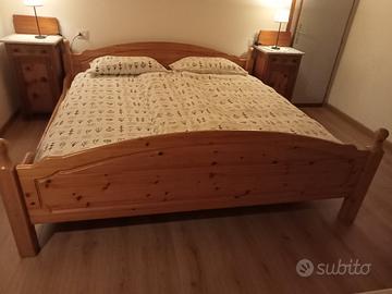 letto in legno massiccio 200 x 200 