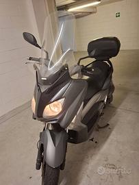 Yamaha X Max 250