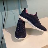 Skechers colore blu scuro e rosa