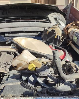 ricambi carrozzeria  Ford Fiesta 1.4 TDCi 2005