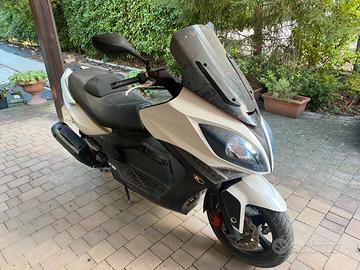 Kymco Xciting 300i - 2010