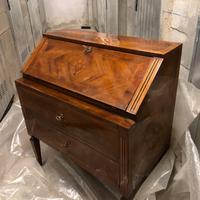 Secretaire anni '20 completo di due comodini