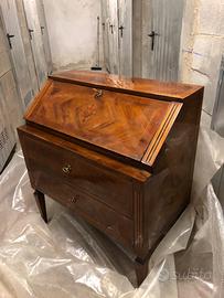 Secretaire anni '20 completo di due comodini