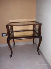 Tavolino vetrinetta 