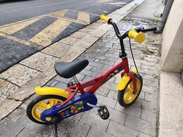 Bicicletta con rotelle