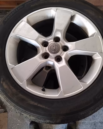 pneumatici gomme 235 55 18 104v