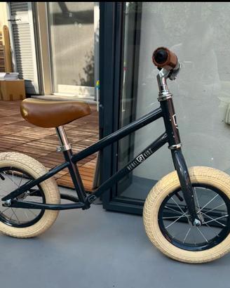 Bici balance con camera d’aria fatta a mano