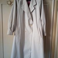 Impermeabile doppio petto con cintura beige da don