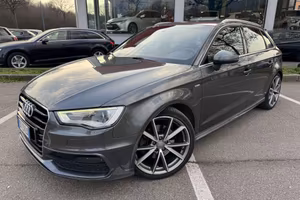 Audi A3 Sportback 2.0 tdi S Line 150cv s-tronic