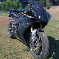 Yamaha R1
