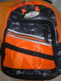 Zaino Doppio Scomparto Nerf con due tasche esterne Tutto per i bambini In vendita a Napoli