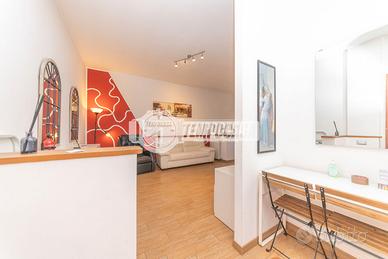 AMPIO BILOCALE RISTRUTTURATO CON BALCONE E CANTINA