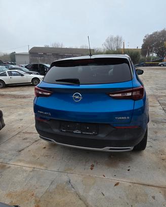 OPEL GRANDLAND X