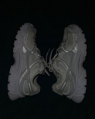 NIKE V5 RNR triplo bianco